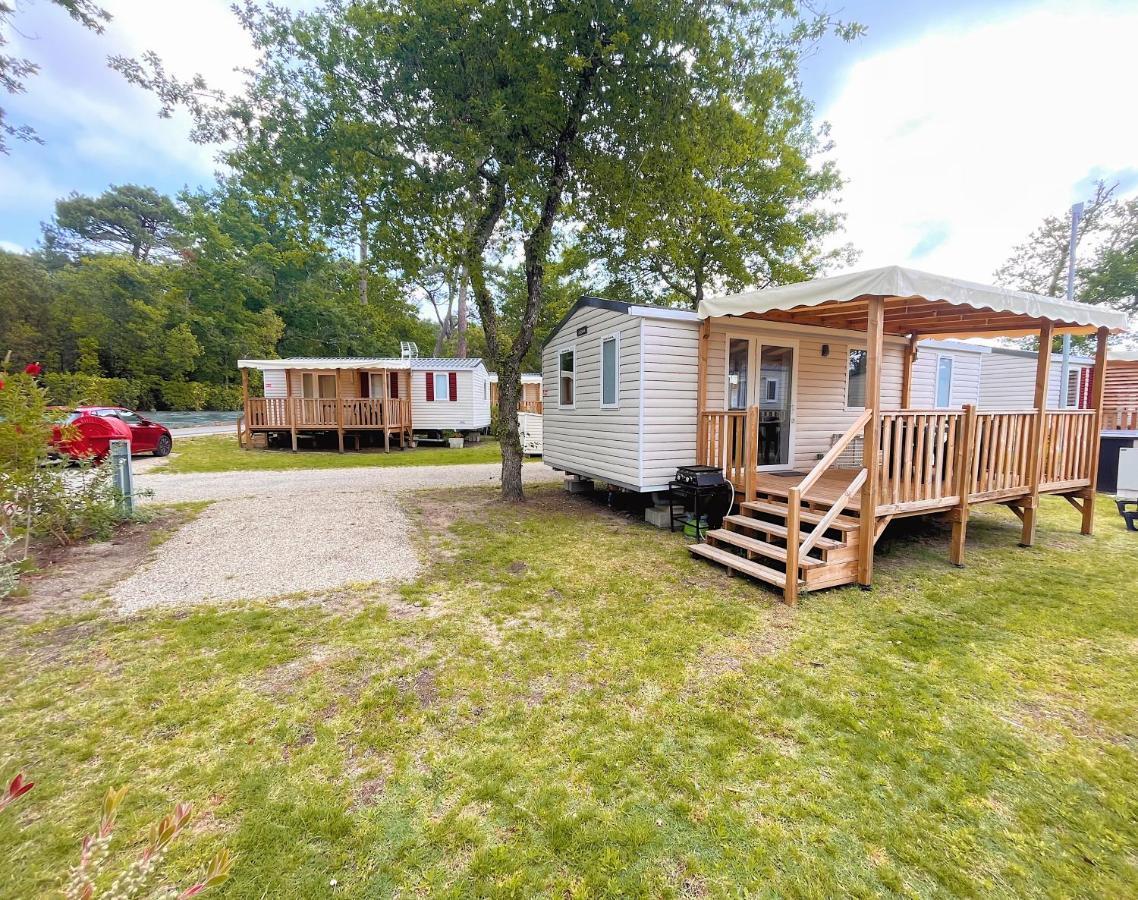 Mobil Home Camping 4 Etoiles Les Viviers 2 Chambres Леж-Кап-Ферре Экстерьер фото